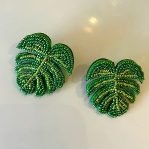 Tuckernuck Palm leaf beaded earrings